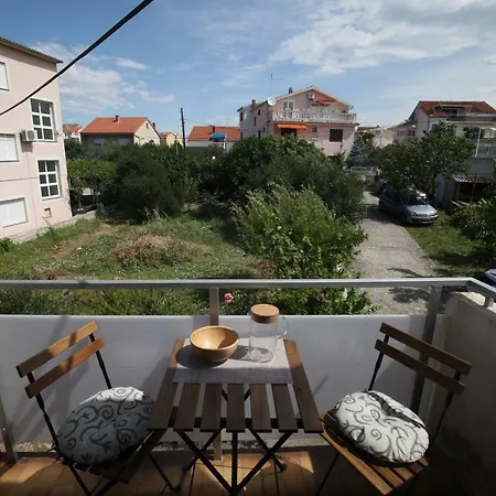 Apartment Vodice Apartamento *