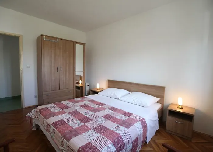 アパート Apartment Vodice ヴォディツェ