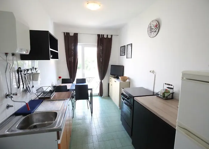 Apartment Vodice アパート *